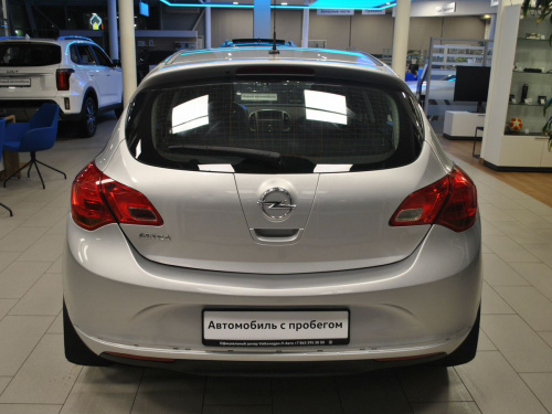 Opel Astra, 2013 фото 6